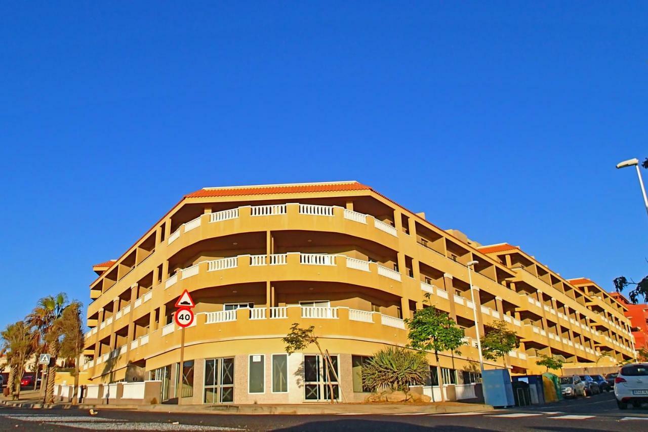 Апартаменты La Perla By Rentmedano Superb Luxury Duplex, Private Roof Terrace, Ocean View, Pool, Wifi And Parking Эль-Медано Экстерьер фото